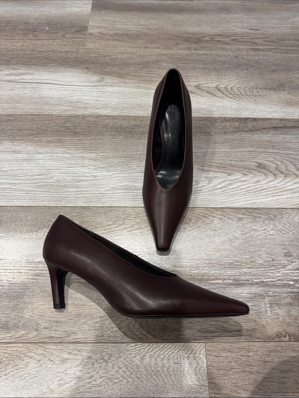 H&M Pointed Toe Maroon Pump